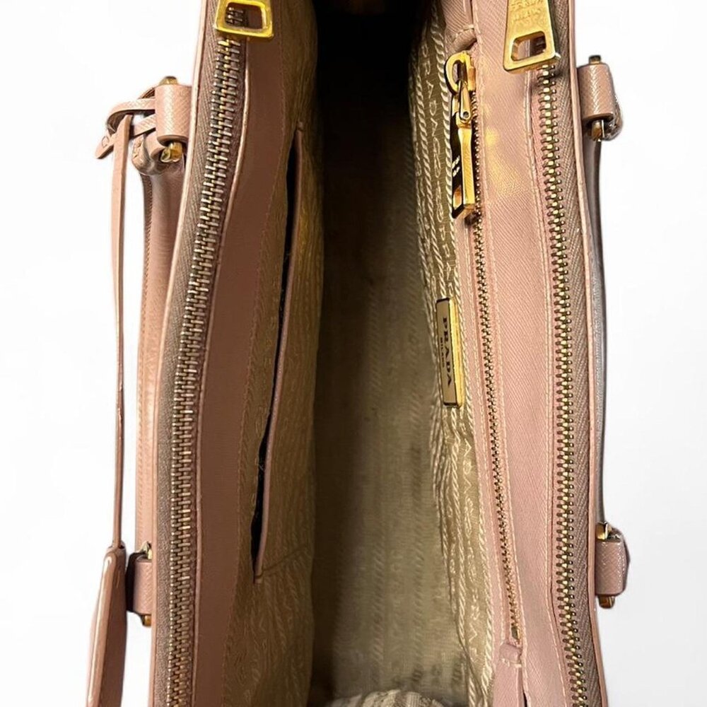 100% Authentic Prada Saffiano Lux Leather Top Handle Bag - Picture 7 of 8